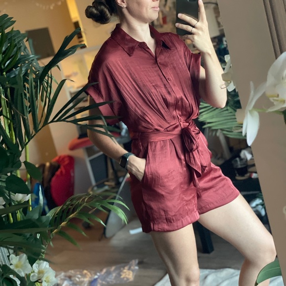 Steve Madden Burgundy Button-Up romper - Picture 5 of 9